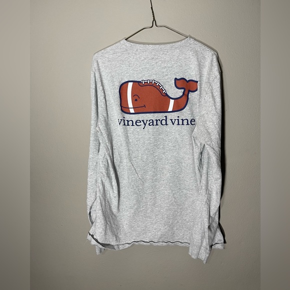 Vineyard Vines Medium Men’s Long Sleeve Shirt Graphic Football - Picture 2 of 8
